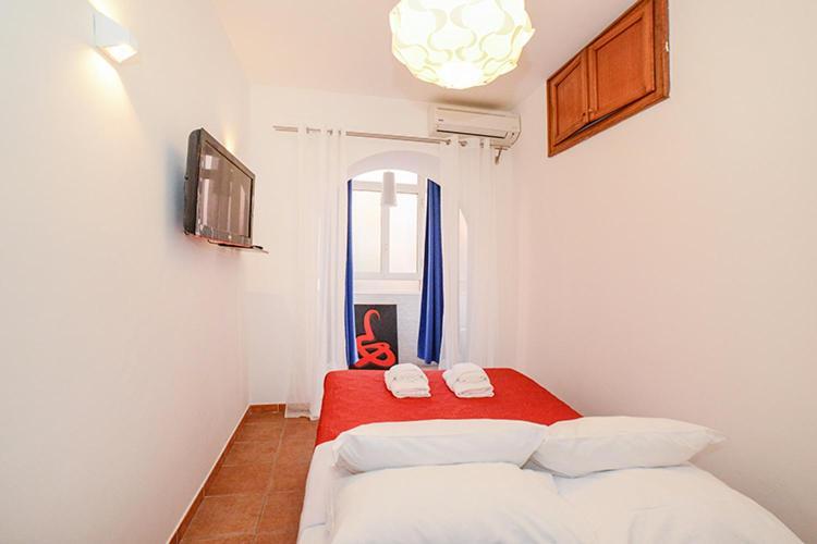Be First Hotel Рим Екстериор снимка